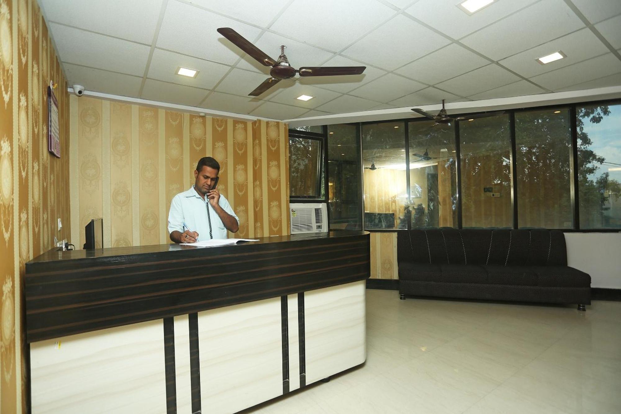 Hotel O Satyam Swagat Jawalapur Exterior foto
